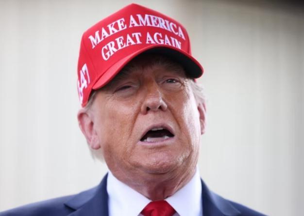 特朗普再次大放厥词，他声称“美国建设了中国军队”，这是美国几十年来的“损失”，他