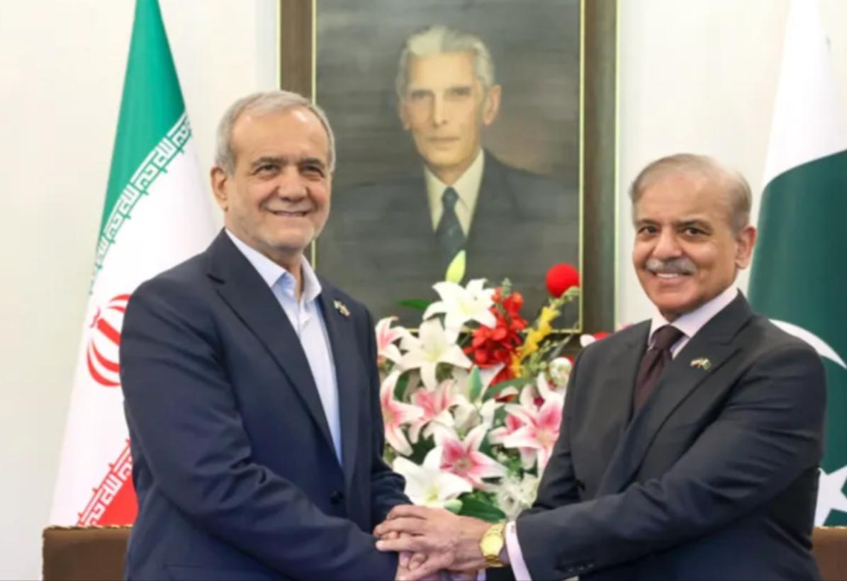 你们以为美伊谈判失败了，伊朗白去了伊斯兰堡一趟，实际上，白去的只有美国，伊朗收获