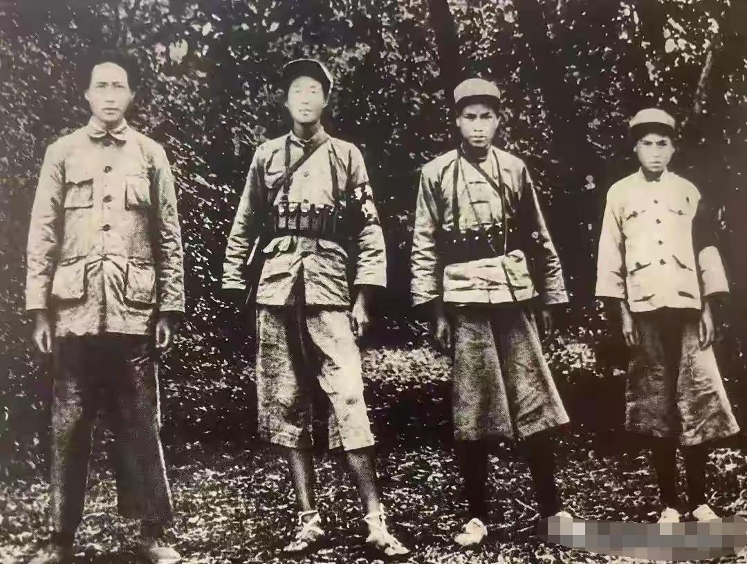 贵人扶强不扶弱，财神渡勤不渡怨。这不是冷漠，是规律。毛泽东的一生，就是对这条规律