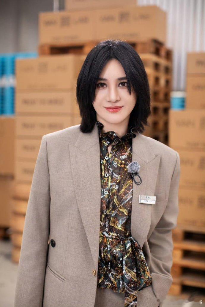 尚雯婕学霸的脑子就是好使看尚雯婕用AI辅助阅读，快速提炼书中重点，学习思路清晰又