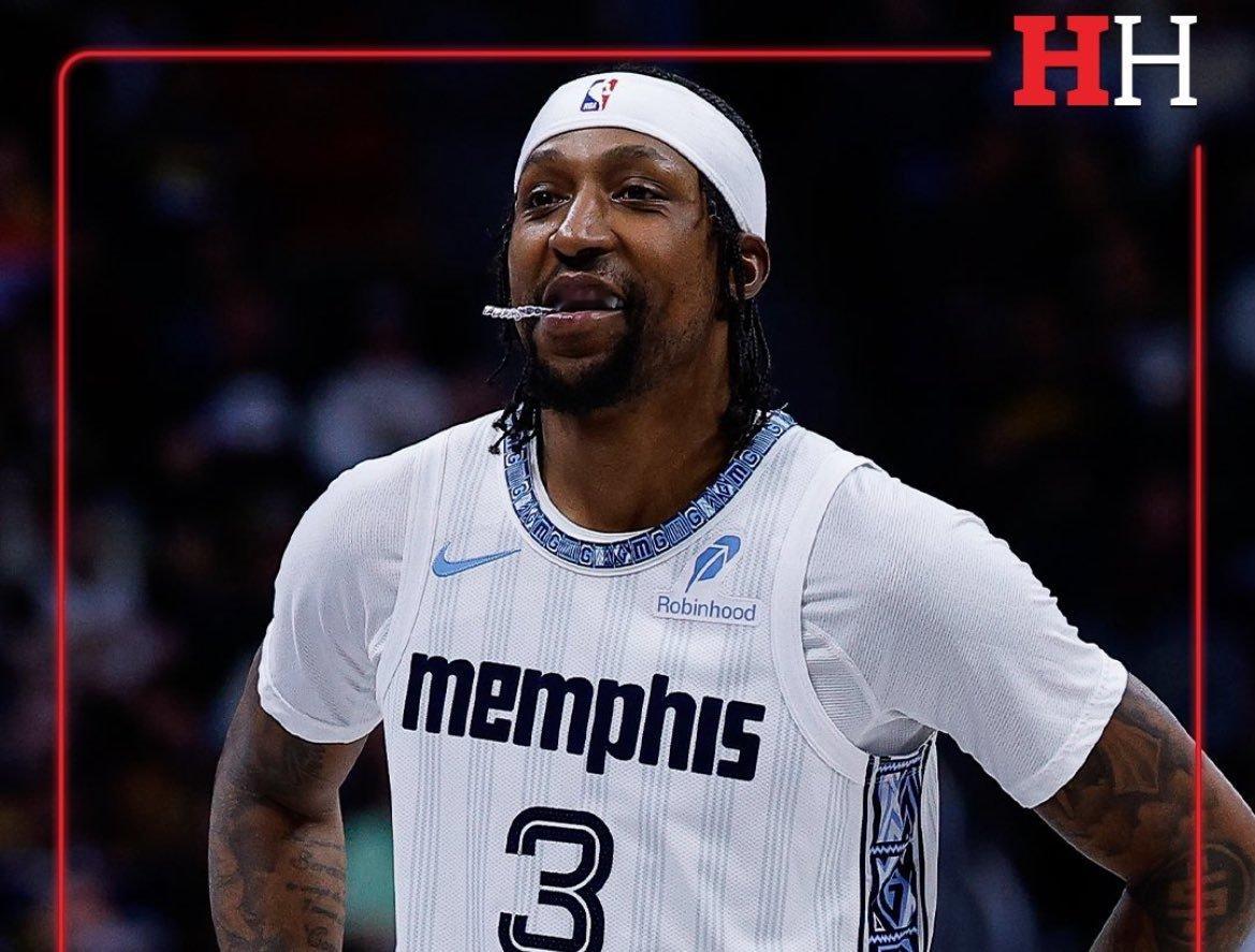 灰熊也开摆了，波普接受右手小指手术赛季报销。NBA