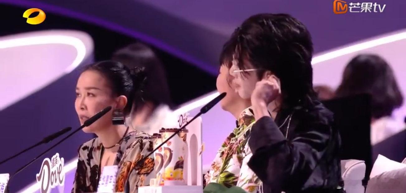 救命！华晨宇 CPU 干烧名场面！那英先发制人，果然魔丸只服魔丸！