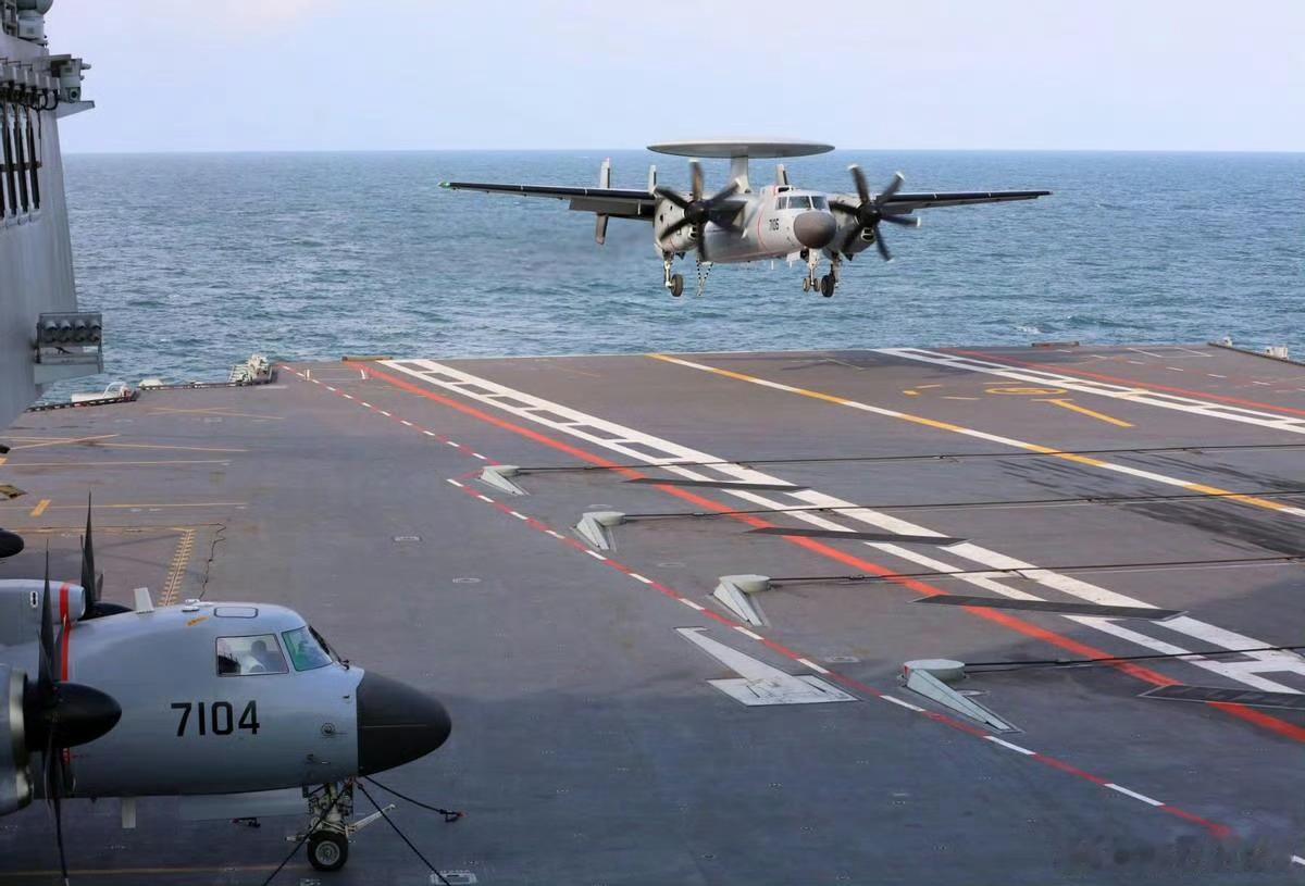 就看J35中国航母体系作战能力进入新阶段昨天官方视频里说了18舰的标配“五虎上将