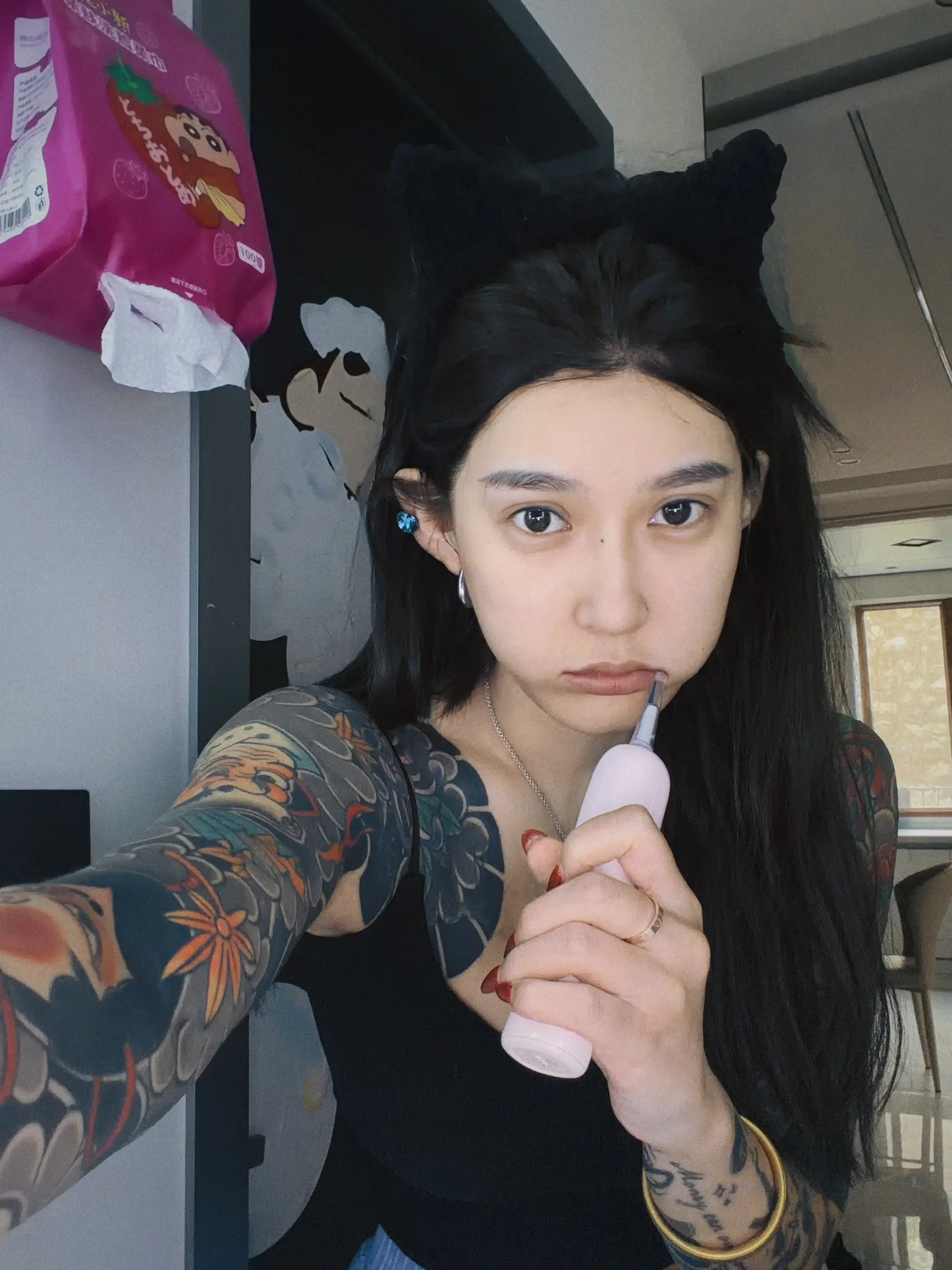 当褪去光鲜外表 当卸下睫毛膏
