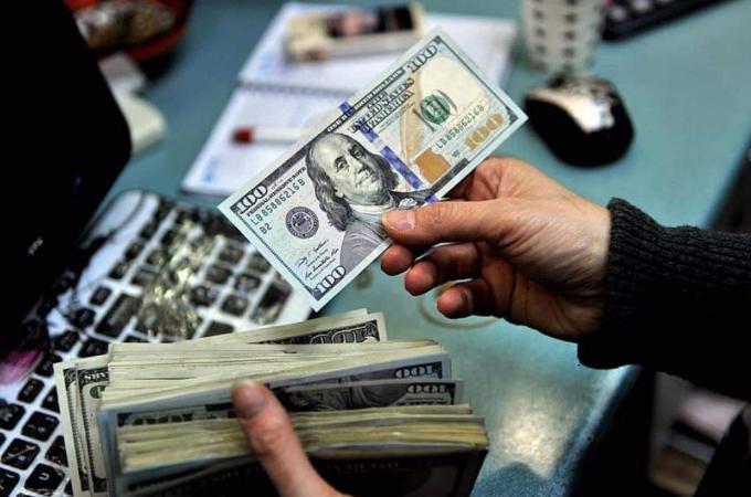 缅甸国家央行消息，未遵守国家央行发布的规章制度、指令以及法律的3家货币兑换店，牌