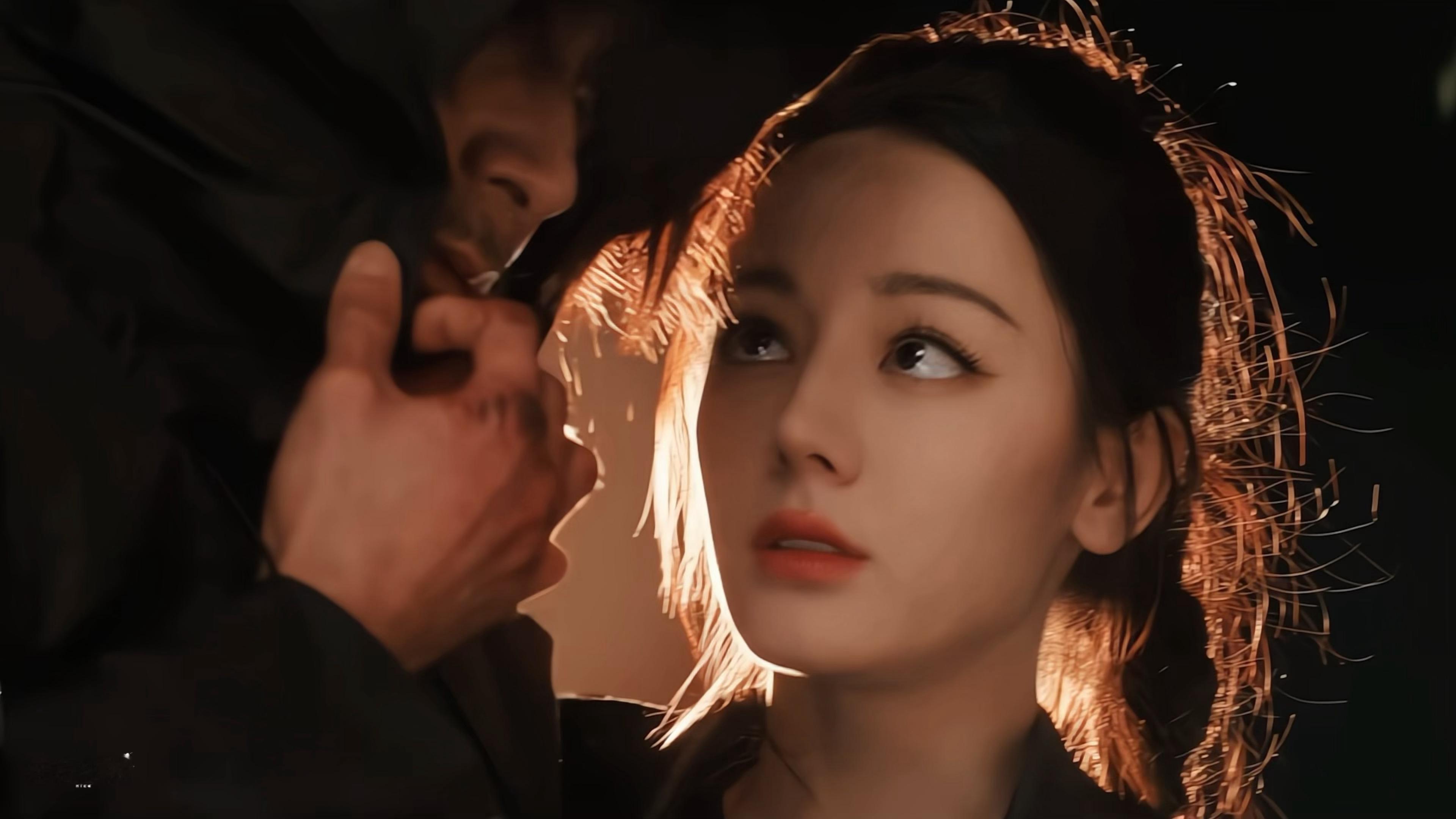 迪丽热巴如果这样看我的话、、