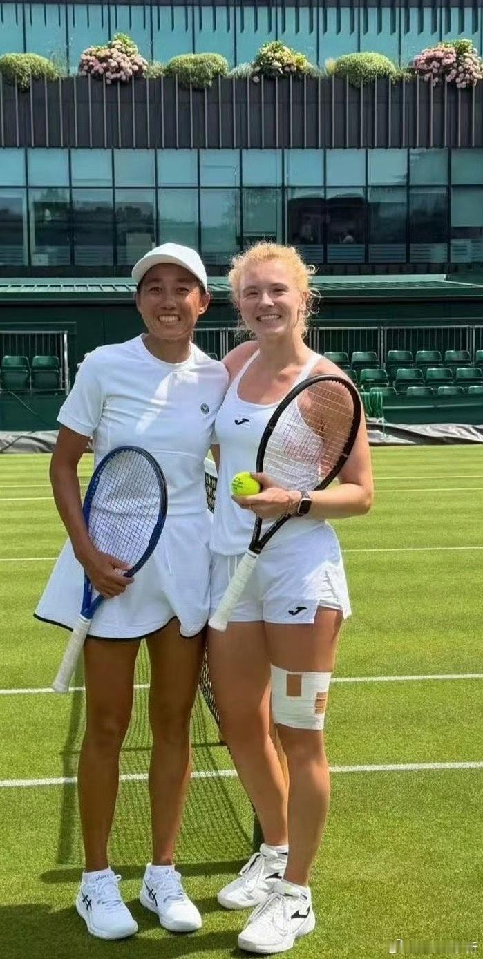 WTA1000多伦多站🇨🇦女双第2轮头号种子张帅🇨🇳/西尼亚科娃🇨🇿