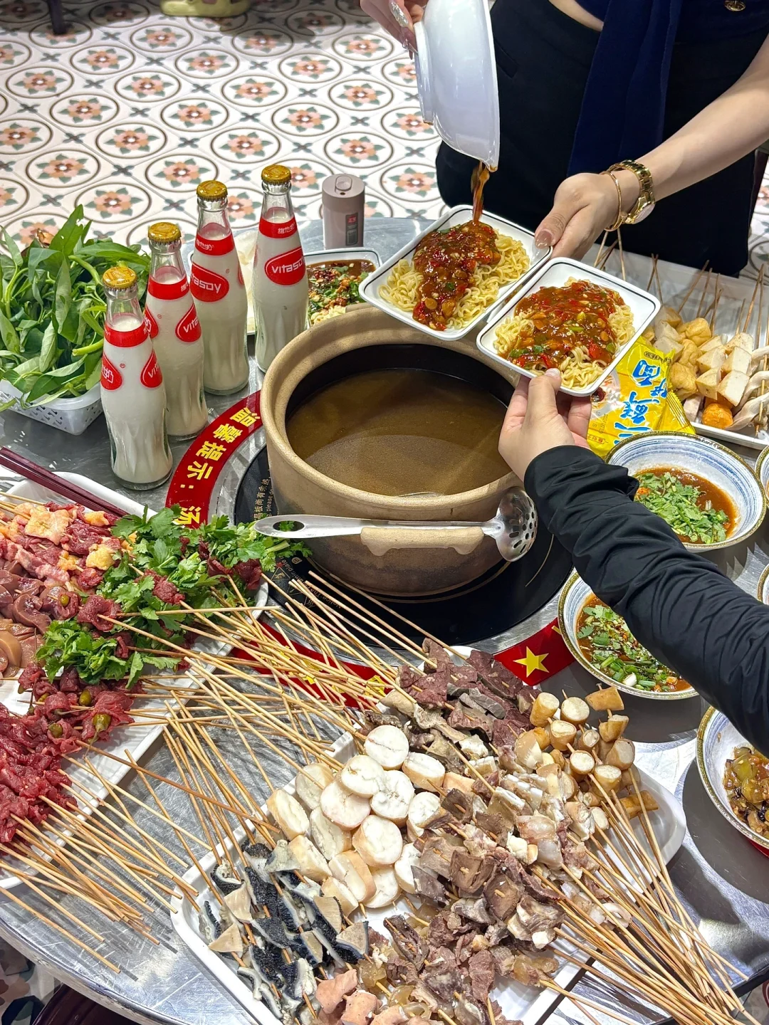 在湛江！！可以永远相信坐满本地人的店……🥹🥹