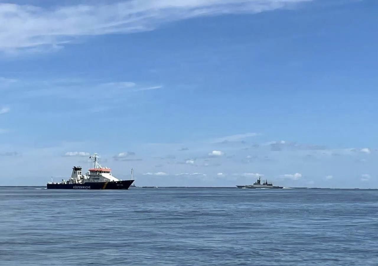 俄军在波罗的海挫败了北约一起试图扣押俄罗斯油轮的行动。
根据芬兰《晚报》（Ilt