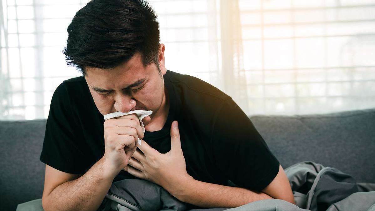 又一起吃他汀猝死！医生再三提醒：春季吃他汀的人，要警惕这4点

春天天气一暖和，