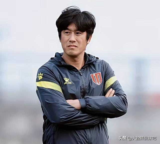 徐正源新赛季执教深圳？
今天传来徐正源最新消息，有人看到前蓉城主教练徐正源现身深