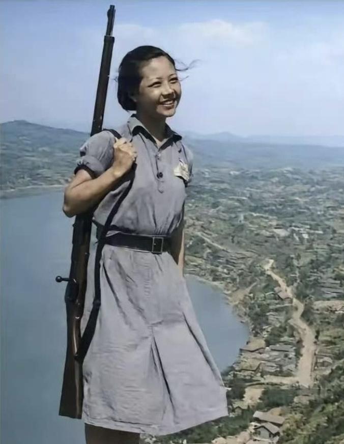 很多人只知道陈炯明是背叛孙中山的粤军将领，是老蒋的死敌。却没人知道，他最小的女儿