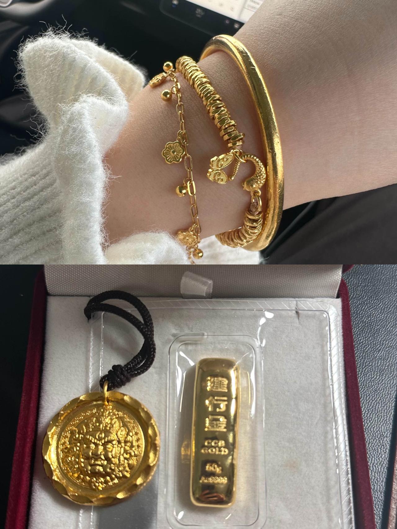 昨天买黄金的人，

估计今天直接傻眼了吧！

不是因为今天跌到了1125，而是大