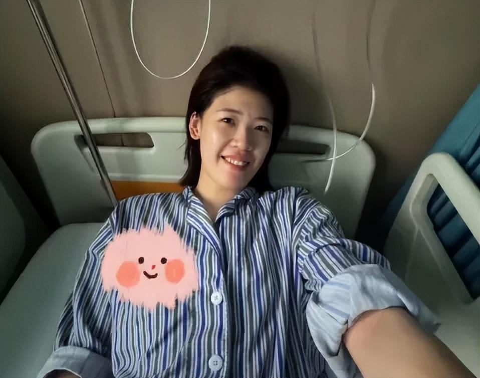 李盈莹突然心脏出问题！经过手术非常成功！但是已经确定无缘亚锦赛！不过期待李盈莹不