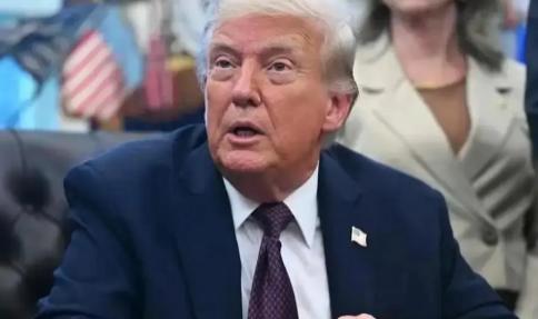 [炸弹]中国放出可能扣留售台武器的信号后，美国这边回应来了。
 
麻烦看官老爷们