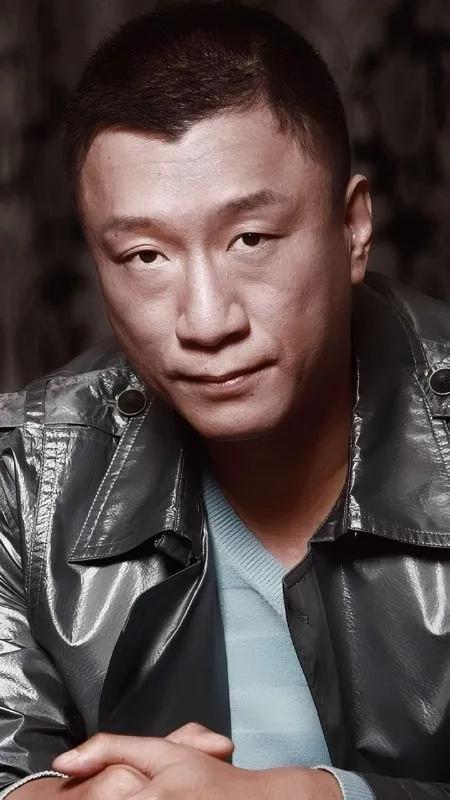 孙红雷：卓越表演成就的演员代表

孙红雷，我国著名的演员，自  2001  年出