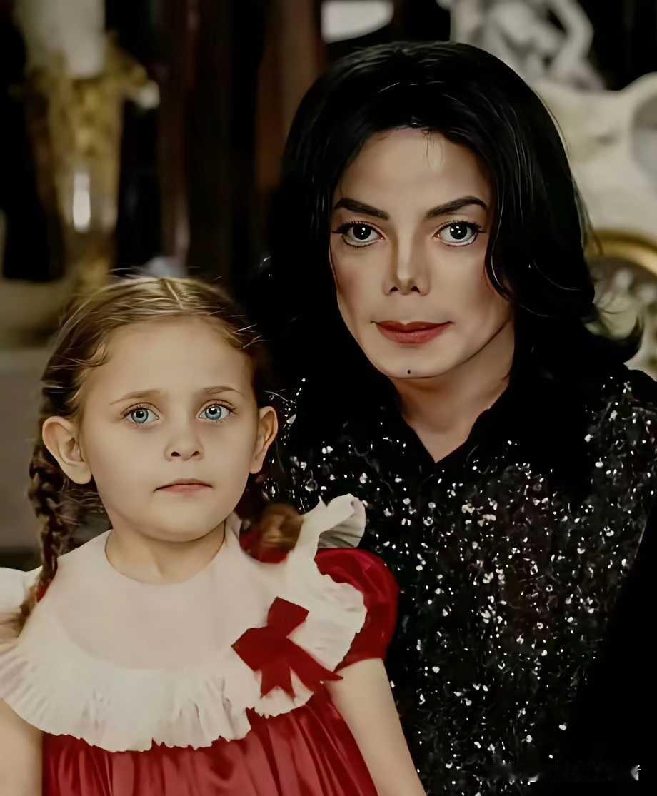 迈克尔杰克逊有一个女儿，也是唯一的女儿，1998年出生，皮肤也是迈克尔喜欢的浅色