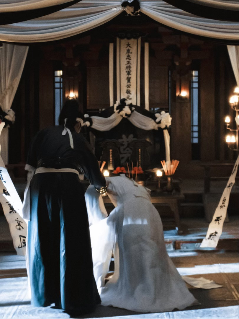 任豪今天状态很好 已被任豪狠狠拿捏！昨天不仅时装周看秀状态绝佳，李怀安在灵堂的那