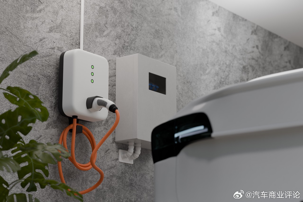 中国充电桩总量达2195.5万个，私人桩成增长主力截至4月底，全国充电桩总量达2