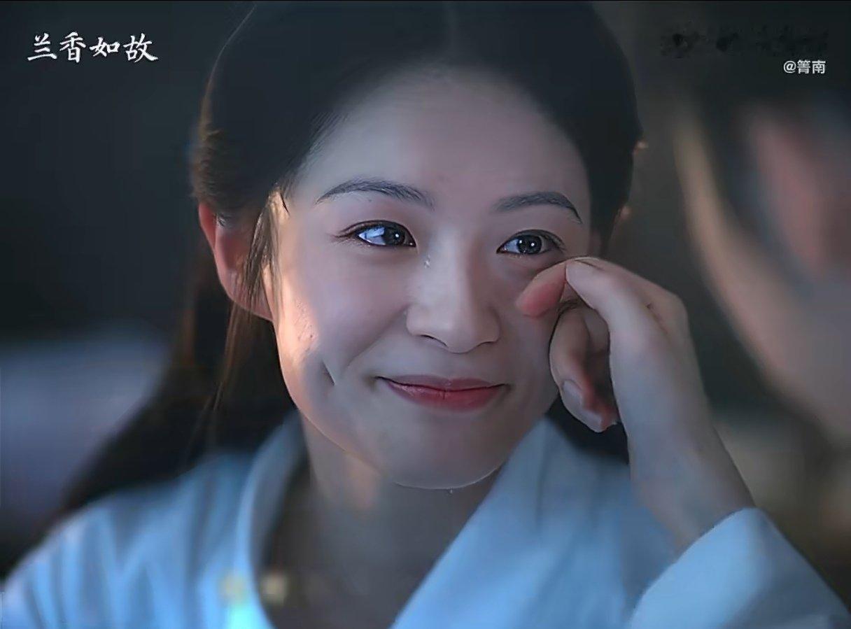 兰香如故女性友谊也很好磕 兰香如故 很难得看到完整细腻的女性友情线！兰香无意间帮