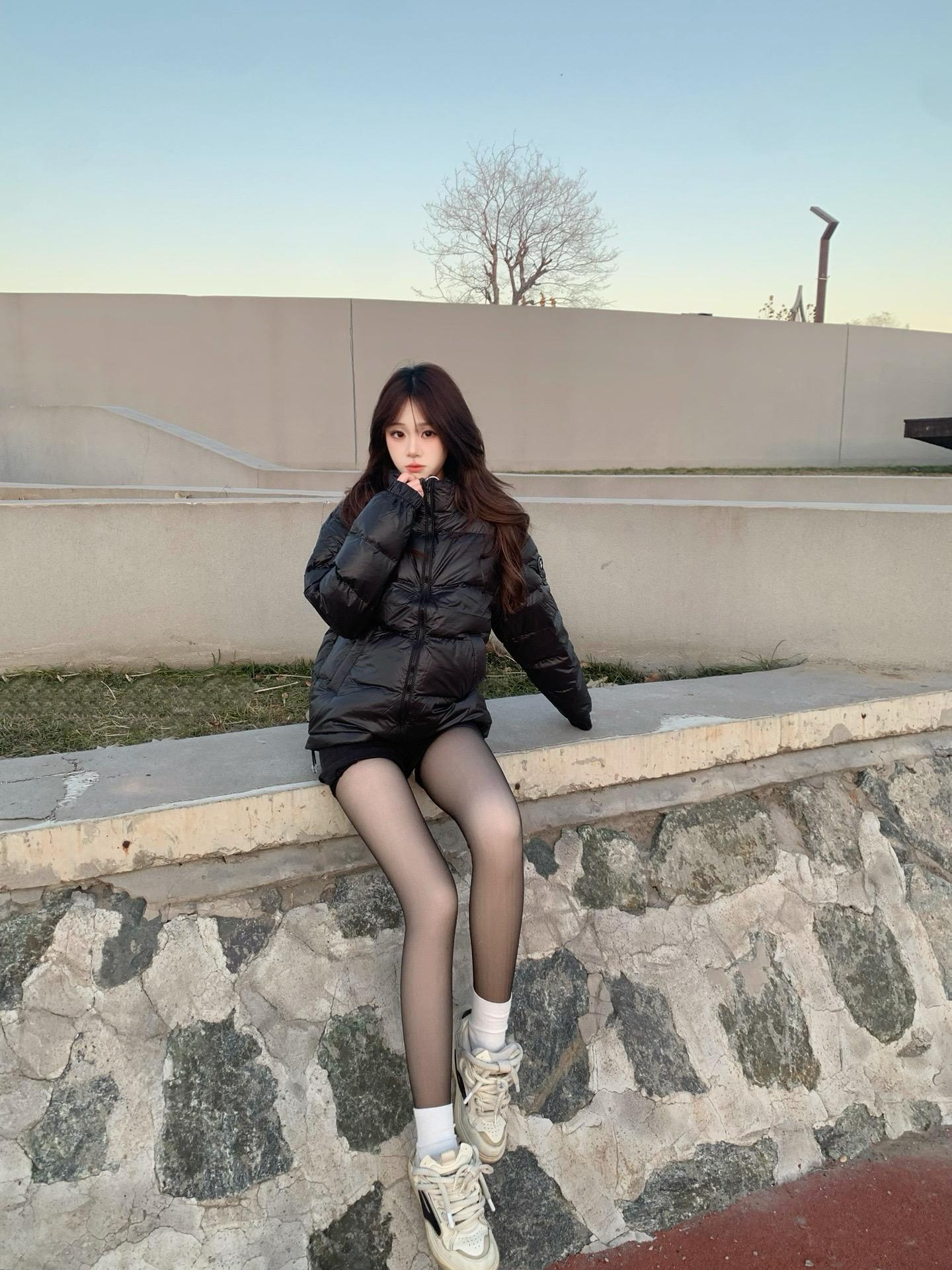 生活给我一巴掌我说没有上次爽。