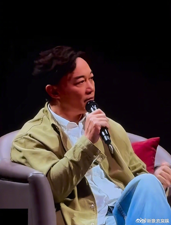 陈奕迅焦虑症还在吃药陈奕迅患焦虑症 5日，在演唱会纪录片首映式上首次公开自己患焦