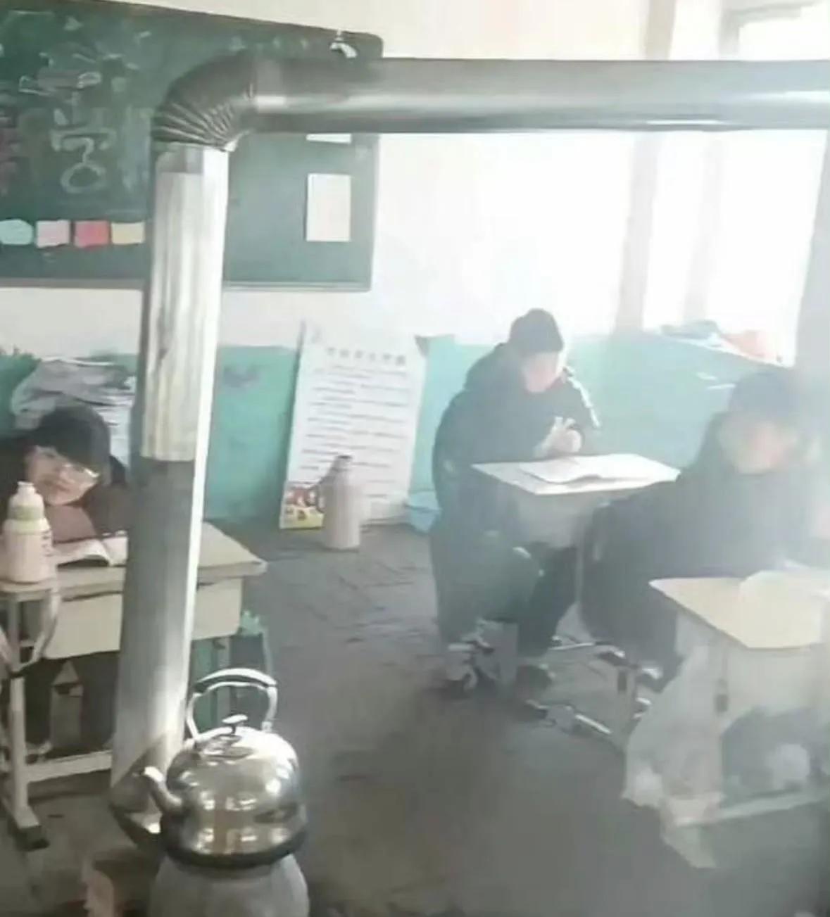据说是北方某地的小学教室，你敢信吗