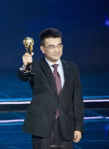 阳光保险董事长拉员工开会到凌晨2点半！仍意犹未尽[汗] ​​​