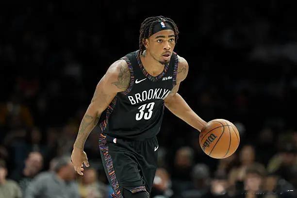 黄蜂很可能会在夏天讨论交易国王球员多曼塔斯-萨博尼斯。nba 除此之外，黄蜂也会