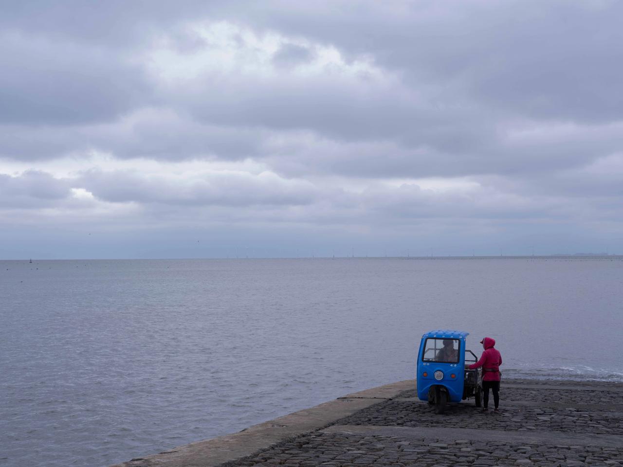 春节的片子都交货了，剩下一些上不了大台面的，但是我还挺喜欢的，这里挑几张发表一下