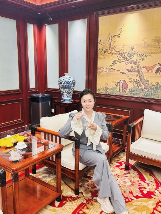 乌市宴请天花板