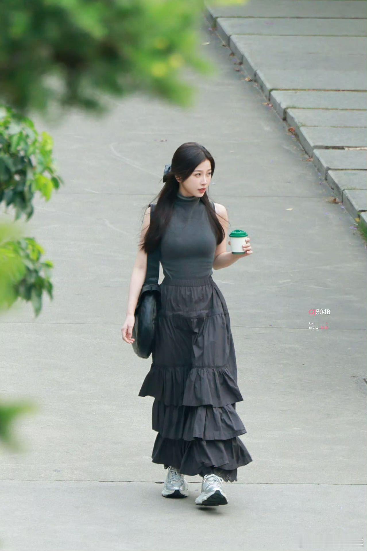 虞书欣生图美成啥样了 生图作证！只需轻轻一美我就会哭喊女神！！如此赏心悦目的小林