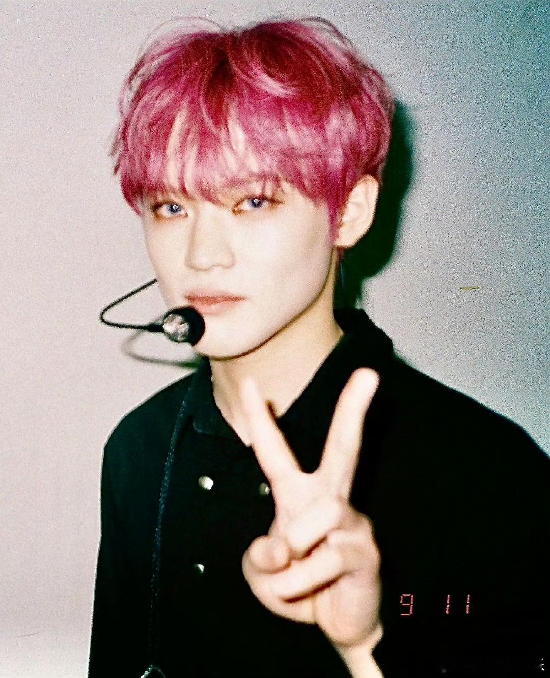 余宇涵钟辰乐同担相认谁懂这种同担快乐！余宇涵钟辰乐相遇后发现都是库里粉丝，热爱篮