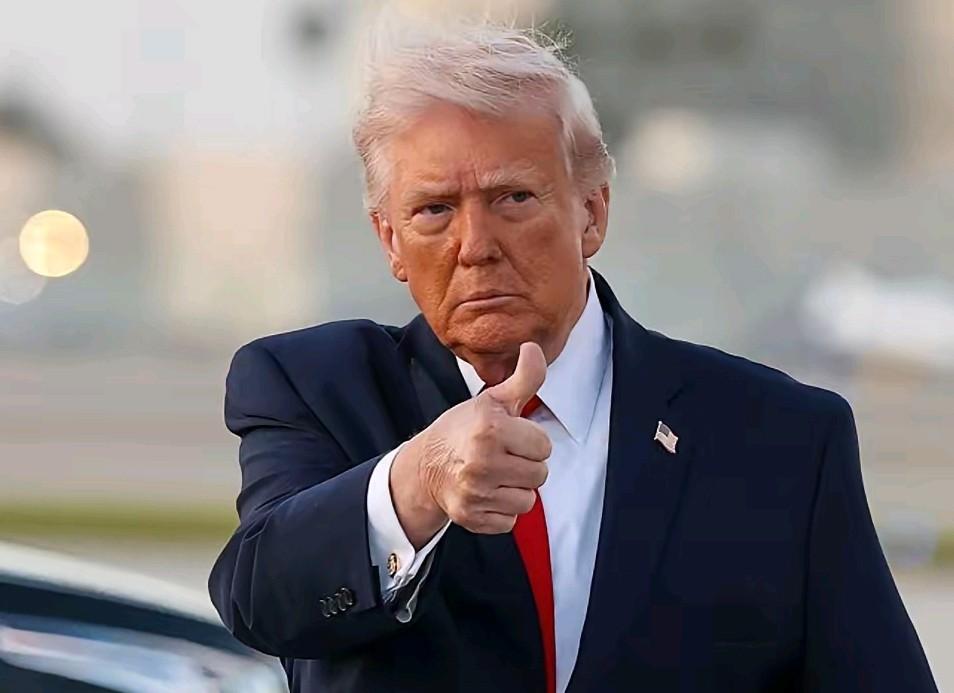 特朗普发文喊话德黑兰早日接受和谈协议，他的语气和过去48小时完全不同。特朗普表示