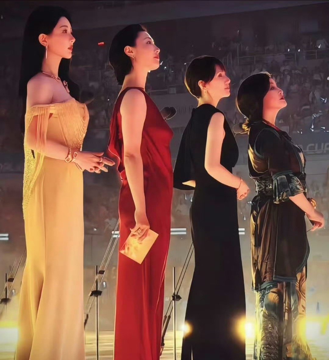 刘晓庆 女帝和她的将相女帝威武！站在c位！ 
