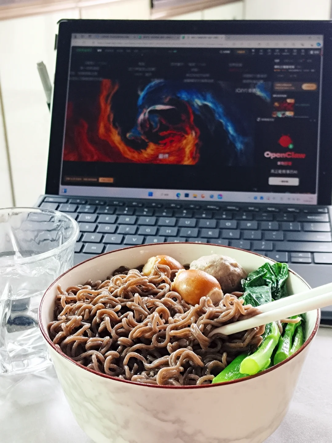 早上不想折腾，就煮这碗面🍜