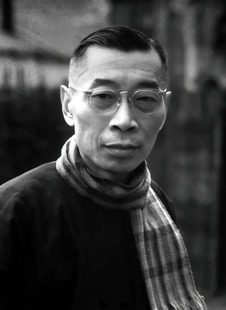 傅雷（1908年4月7日-1966年9月3日），男，汉族，字怒安，号怒庵，江苏省
