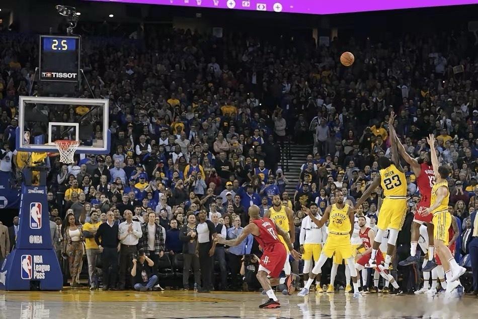 美媒称哈登的“审判之投”是NBA历史上最冷血惊艳的绝杀之一，但常规赛绝杀没必要来