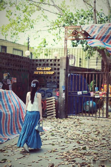 姜暮和狗狗相认好好哭 我的眼泪在姜暮大喊闪电的名字后，闪电扭头奔向暮暮止不住了呜