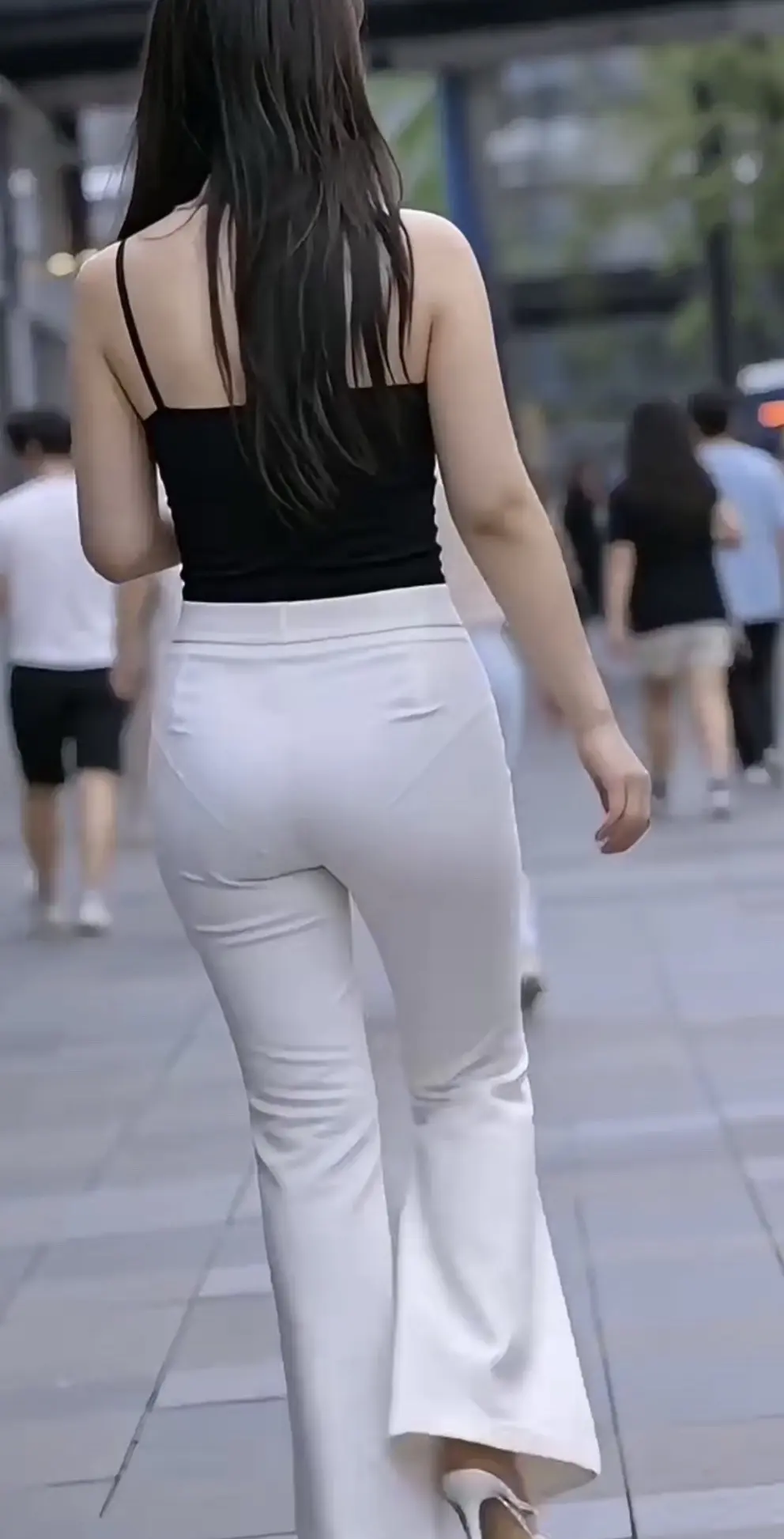 两个人相遇的时机太重要了  要恰好两个人都是单身   要恰好两个人都想...