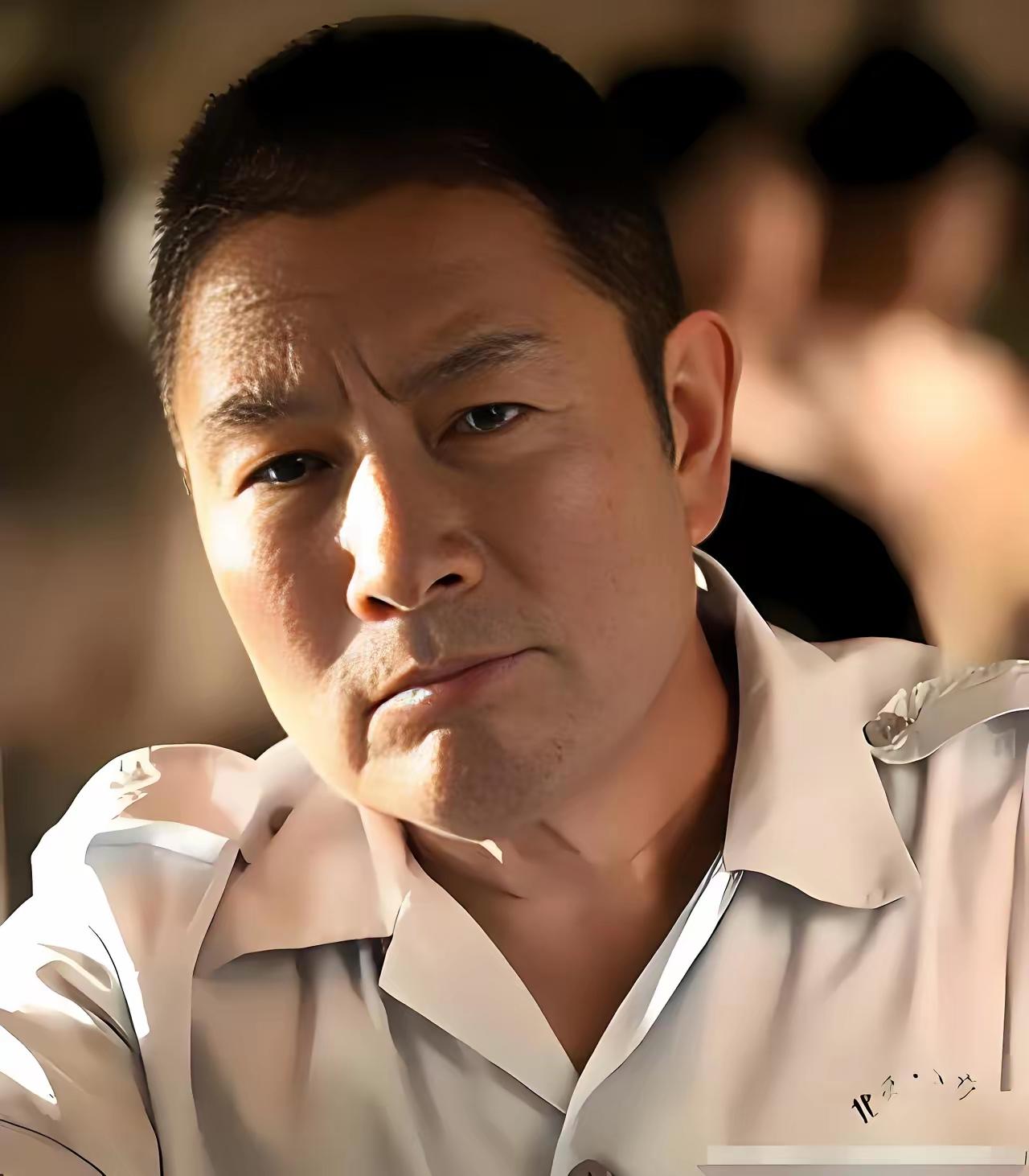天呐，全国人民都记得他演的电视剧，但不一定记住他的名字，他演过《四合院》的一大爷
