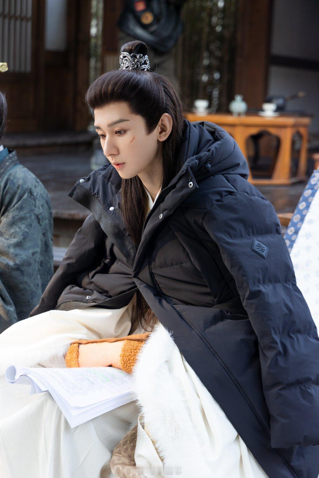 成毅长安二十四计长尾效应成毅长安二十四计长尾效应，剧播完热度还在！成毅细腻演技把