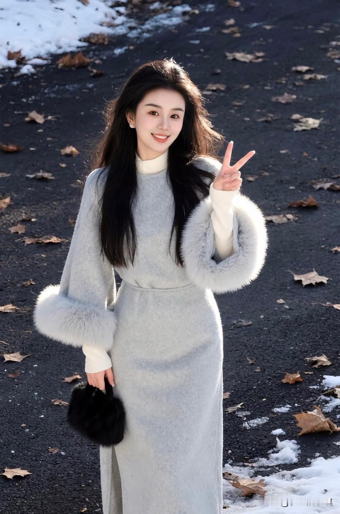 你真是奇才！整日忙着田间农活，没想到肚子里藏着满满文采。

今天出上联考考你：