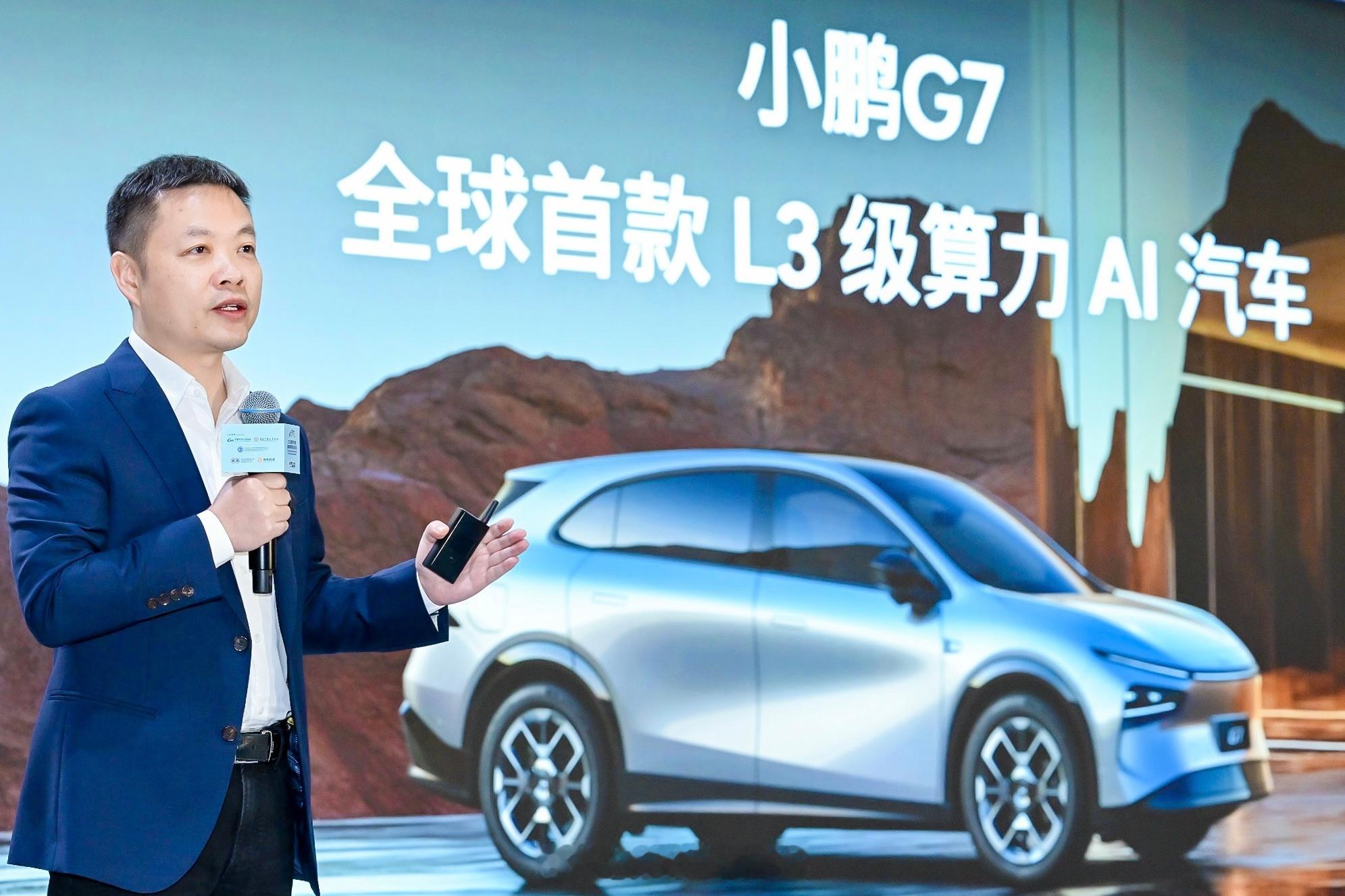 6月12日，2025国际汽车及供应链博览会（香港）在香港亚洲博览中心盛大开幕。小