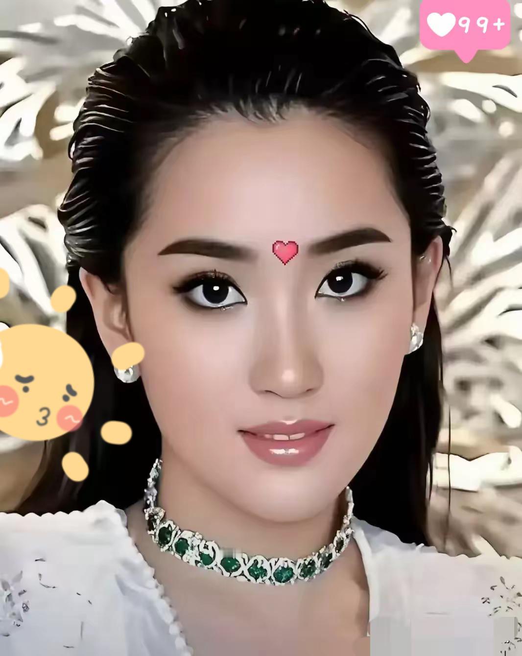 刚传来消息！
泰国正式宣布了

2025年10月25日下午，泰国总理阿努廷在电视