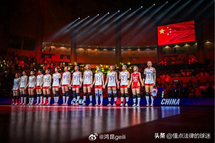 中国女排战胜美国，晋级世界女排联赛四强
1/4决赛:
中国女排🇨🇳3-2美国