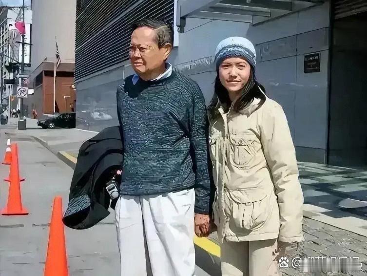 杨振宁和翁帆，这对夫妻已经携手相伴了整整20年啦！时间过得真快，转眼间都过了这么