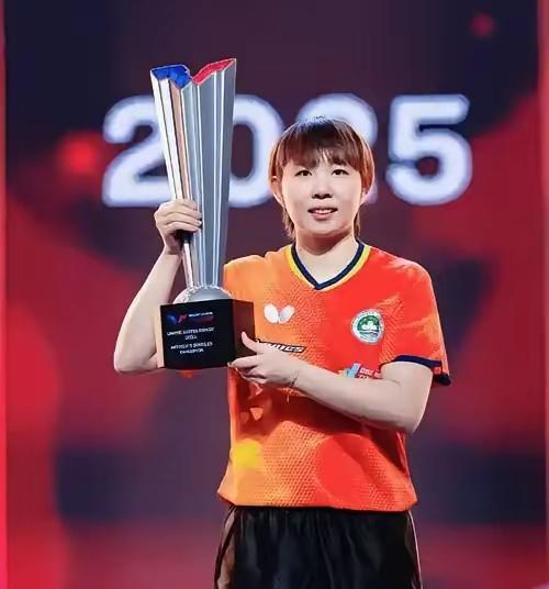 我赞同友友观点！我也评论评说朱雨玲几句：
         朱雨玲原是国乒乓球主