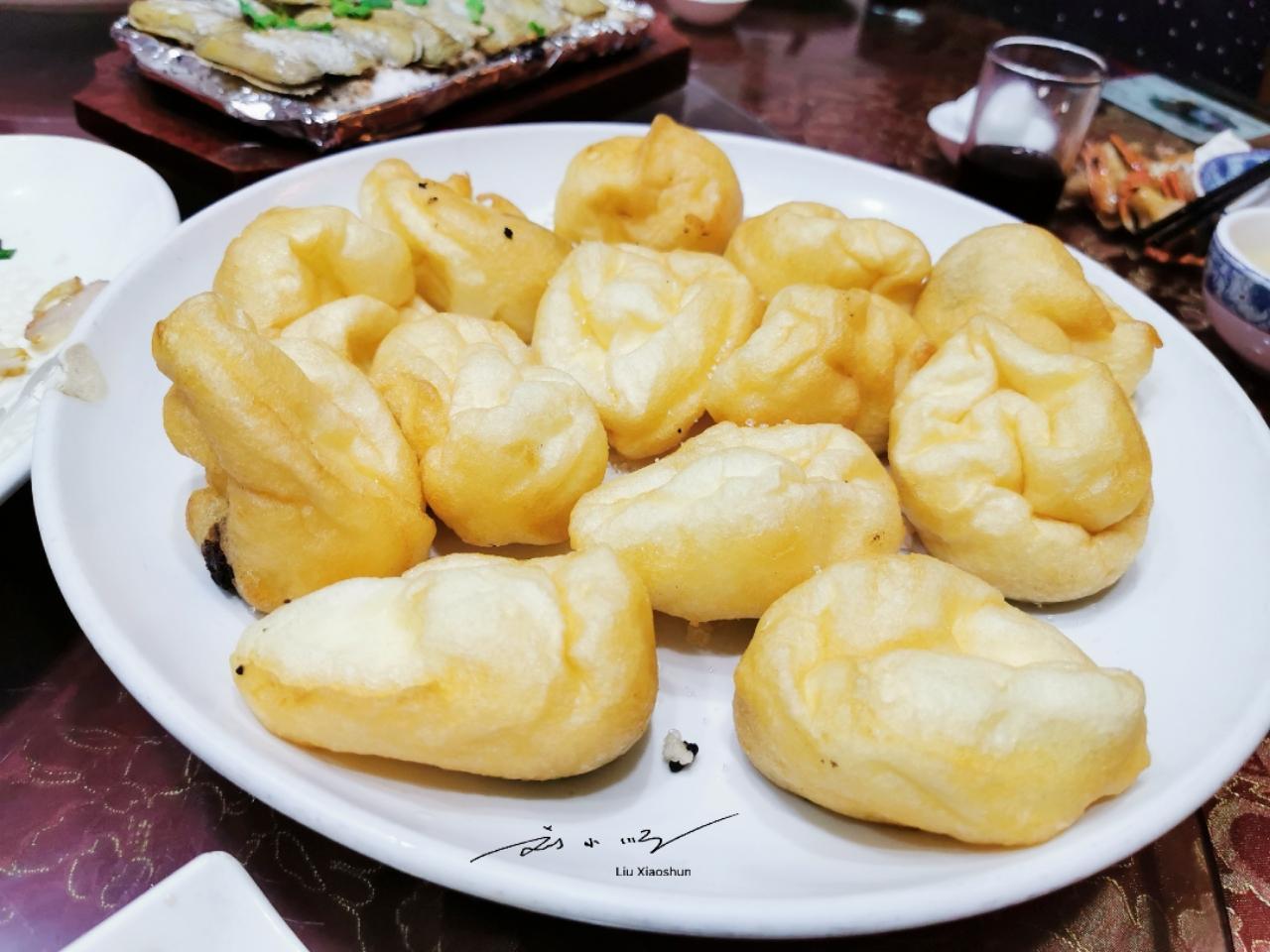 浙江临海特有的一道美食，名字叫“羊尾”，却跟“羊尾”没有关系？

最近，我们来到