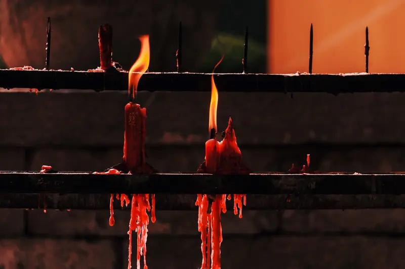 友的才华着实令人惊叹，能将诗的内涵剖析得这般深刻，其文笔与见解堪称绝妙。就如“红